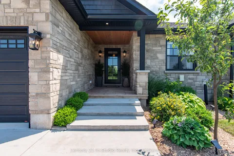 33 Nickason Drive, ON N0H 1A0