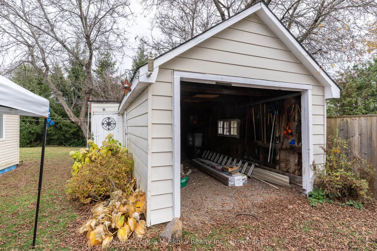 4 Thunder Bridge Court, ON P1H 1M1