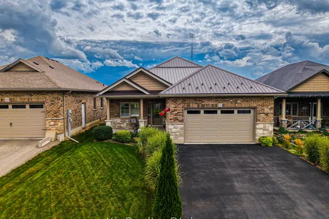 257 Donly Drive, ON N3Y 0C8