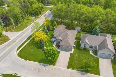 2 Hunter Drive, ON N0E 1M0