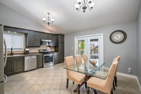 5255 White Dove Parkway, ON L2H 3M5