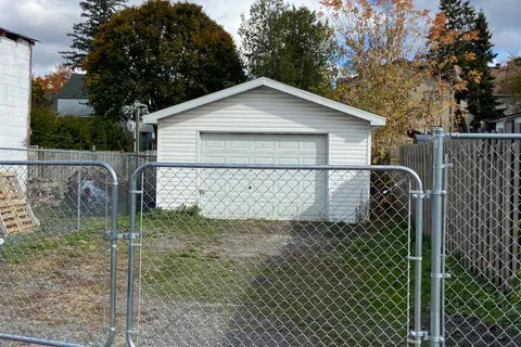 71 Buell Street, ON K6V 4Y4