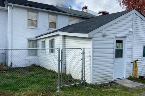 71 Buell Street, ON K6V 4Y4