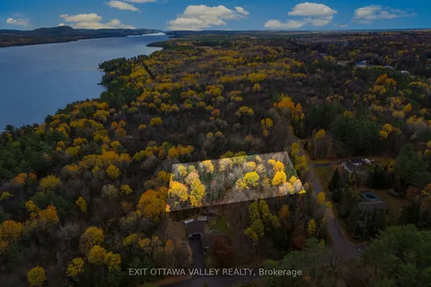 part 7 Moores Road, ON K0J 1P0