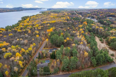 part 7 Moores Road, ON K0J 1P0