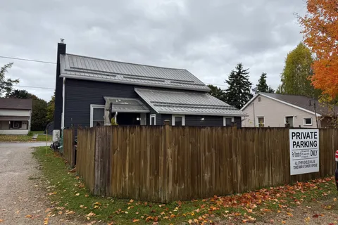 211 Edward Street, ON N0G 2W0