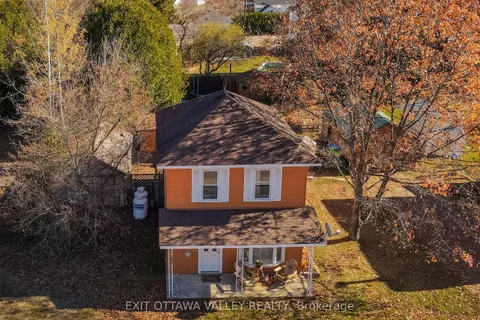 28 Paugh Lake Road, ON K0J 1B0