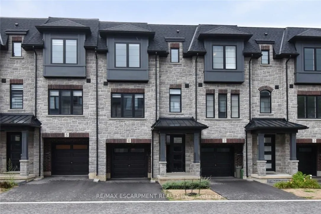 187 Wilson Street, ON L9G 1N4