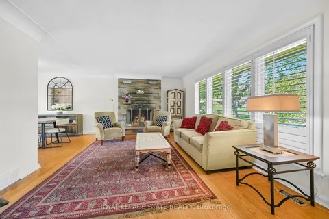 128 Oneida Boulevard, ON L9G 3C9