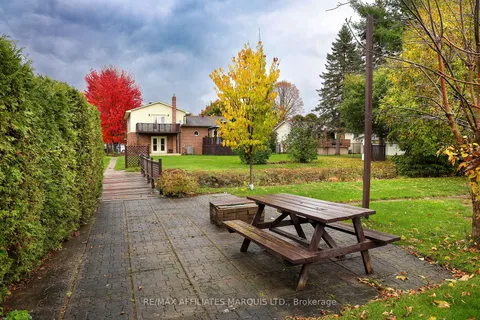 28 Fairholme Drive, ON K0C 1X0