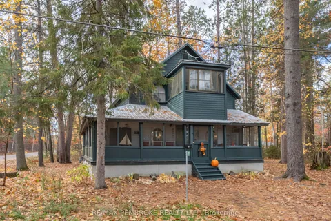 127 Alexandra Street, ON K8H 2R2