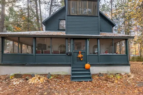 127 Alexandra Street, ON K8H 2R2