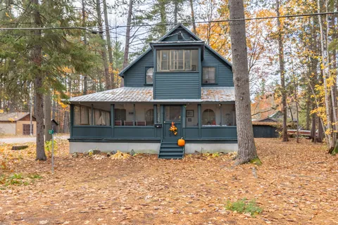 127 Alexandra Street, ON K8H 2R2