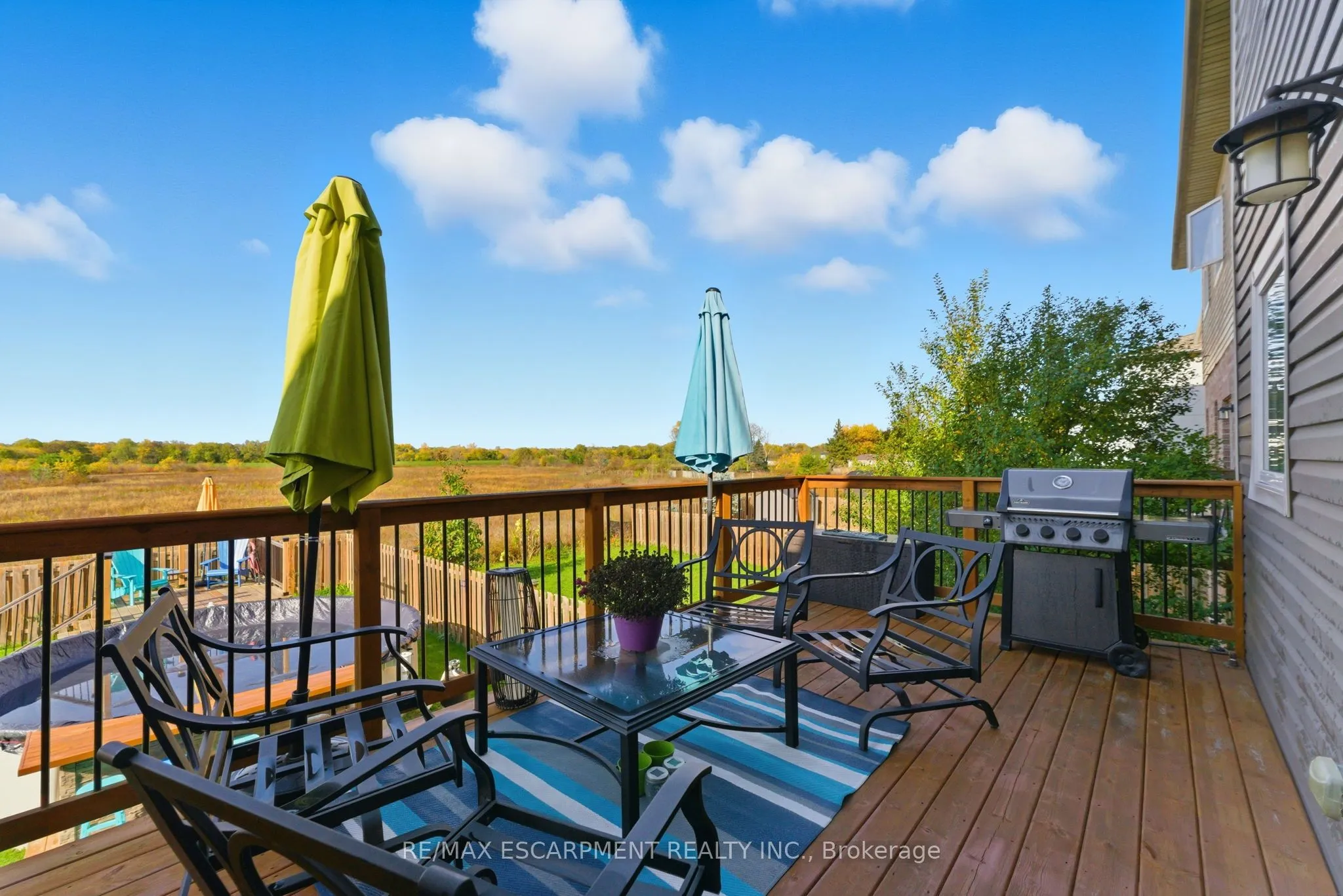 383 ERIE Avenue, ON N3S 0E6