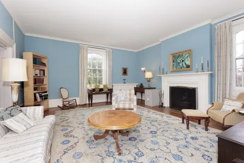 12 Russell Street, ON K9V 1Z8