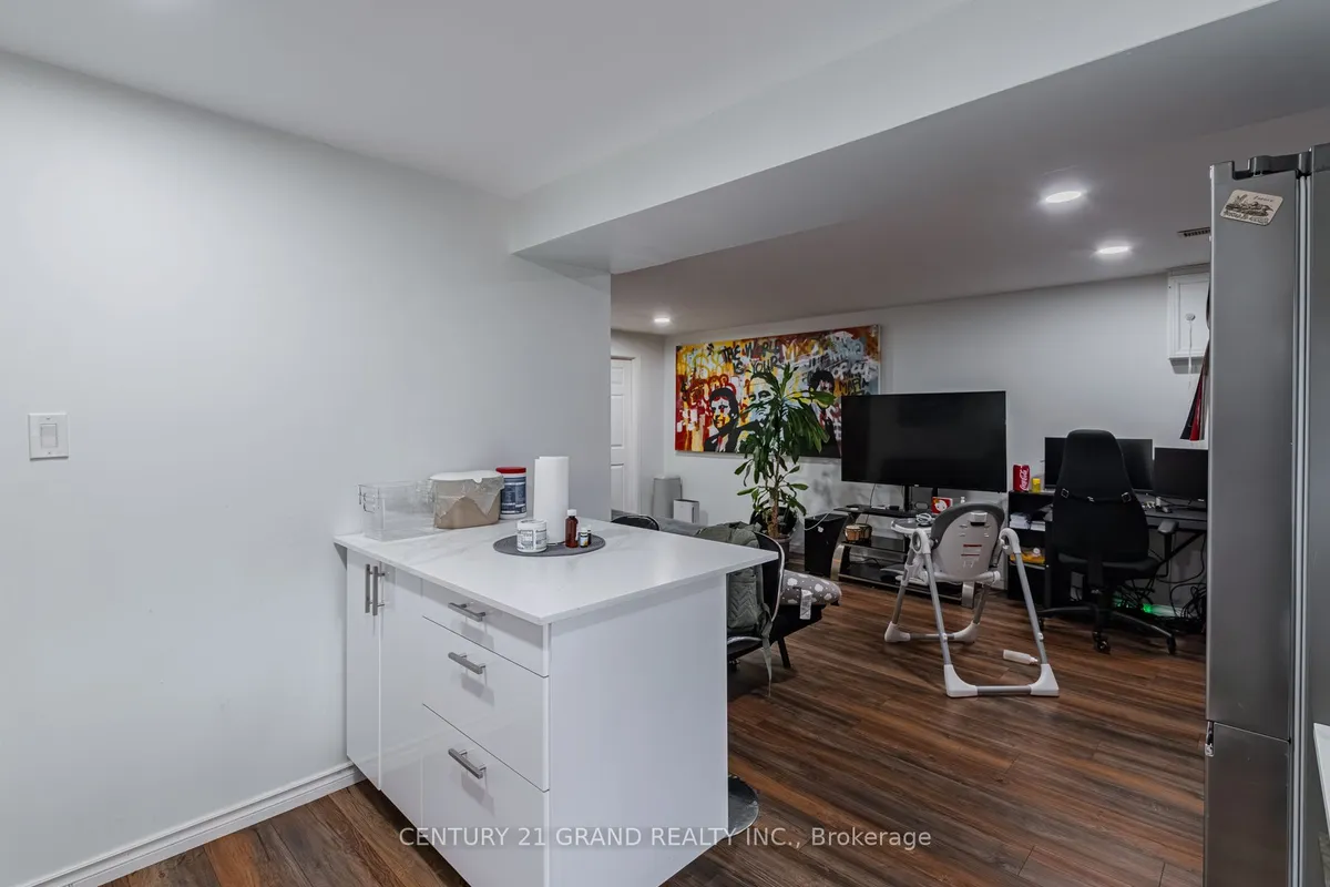 2104 Governors Road, ON L0R 1J0