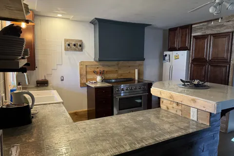 26 Patrick Street, ON N0G 2W0