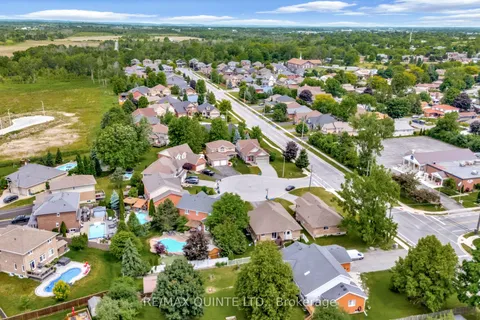 14 Hilton Place, ON K8P 5N2