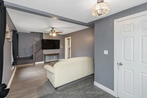 92 HODGKINS Avenue, ON L2V 1M1