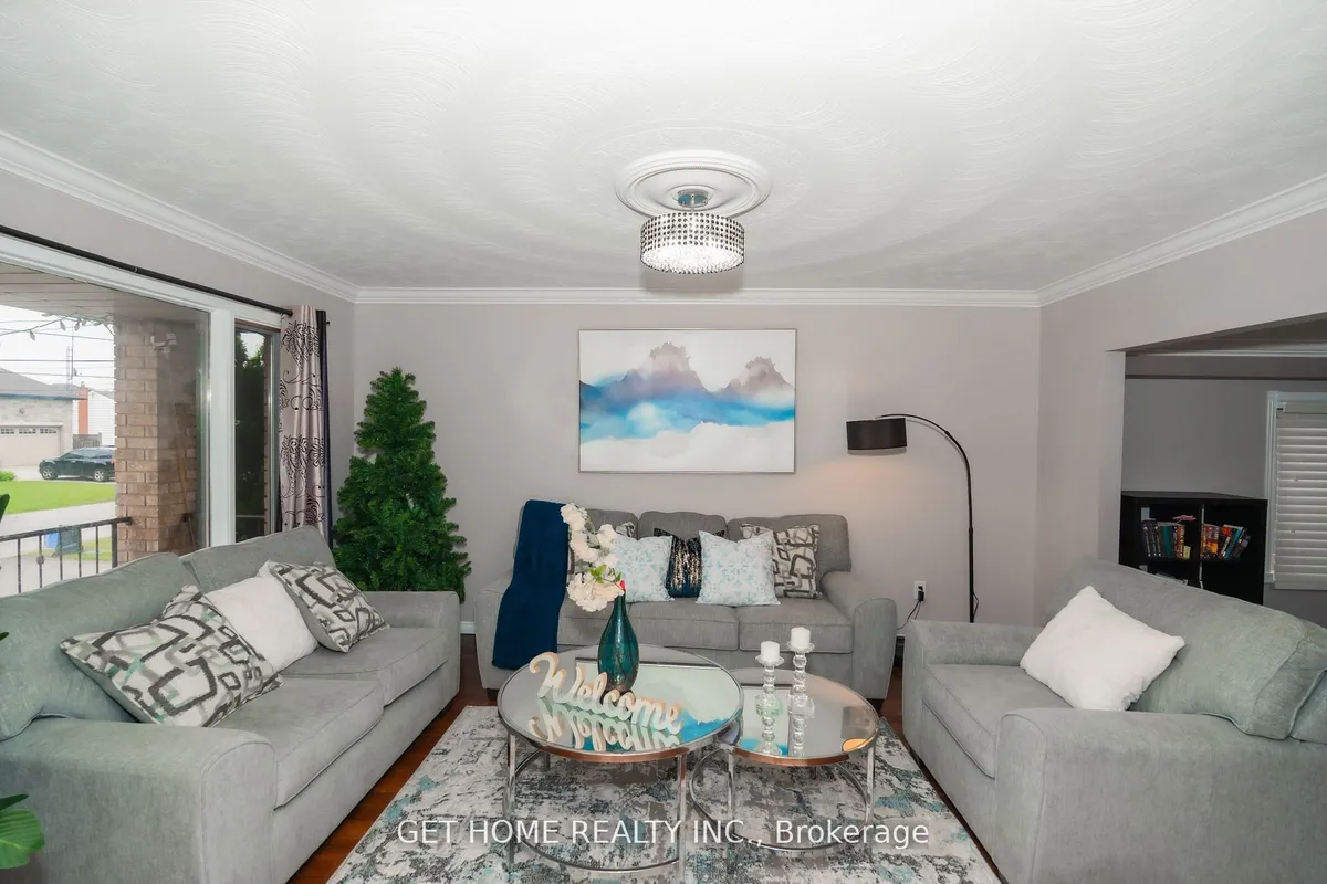 111 AUBREY Avenue, ON L8J 2T2