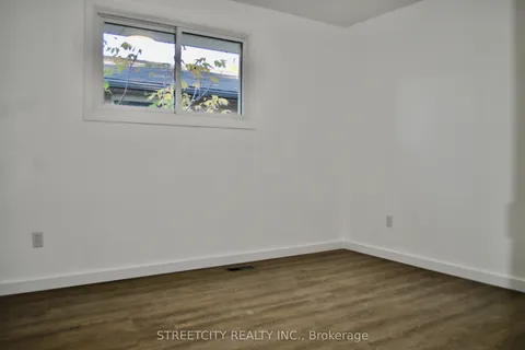 371 Speight Boulevard, ON N5V 3J8