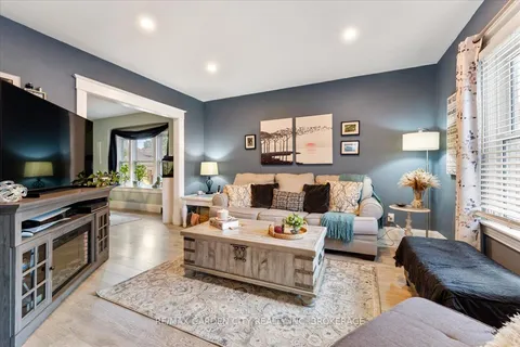 22 Chaplin Avenue, ON L2R 2E6