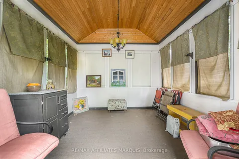 90 Main Street, ON K0G 1G0