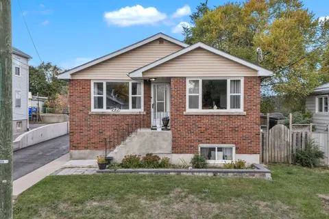 147 Fraser Street, ON K7K 2J1