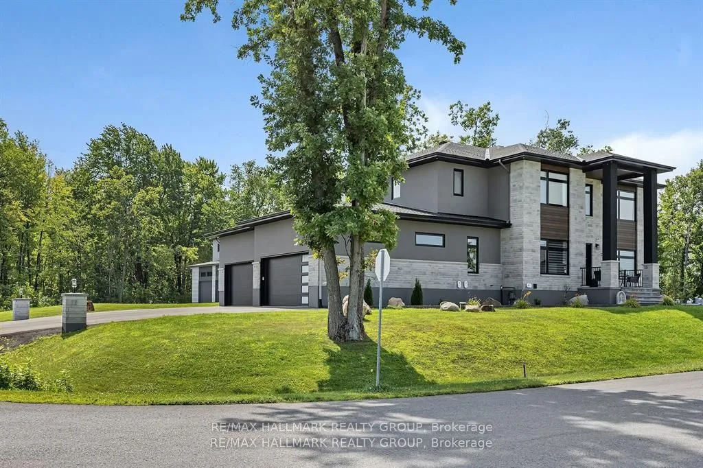 595 Shoreway Drive, ON K4P 0G3