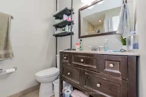 210 York Street, ON N0G 2P0