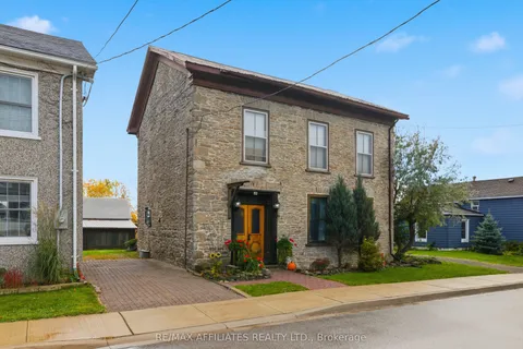 151 Henry Street, ON K0E 1T0