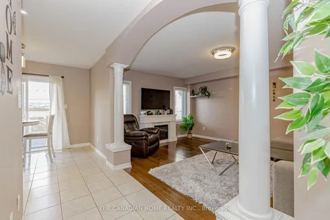 42 Robert Simone Way, ON N0B 1E0