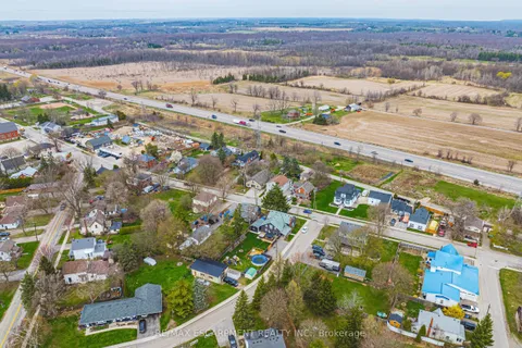 110 Freelton Road, ON L8B 0Z3