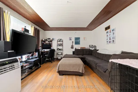 7 Ritchie Avenue, ON K8P 3V8