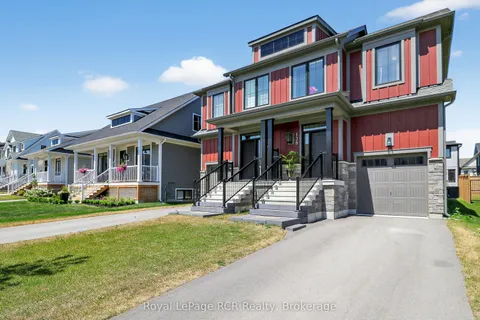 130 Courtland Street, ON L9Y 5L8