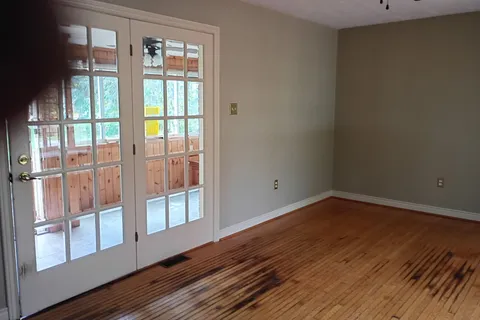 913 Ward Street, ON K0L 1H0