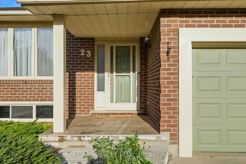 23 Vance Crescent, ON L8B 0B7