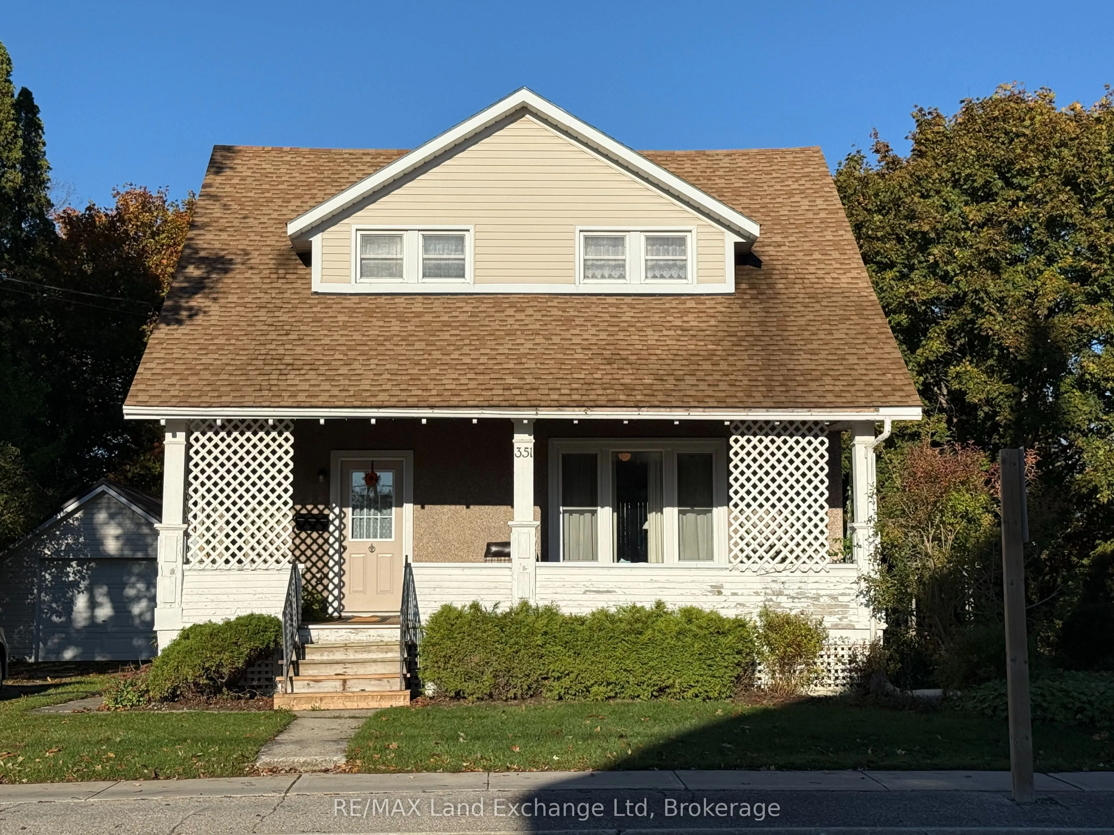 351 Queen Street, ON N0M 1H0