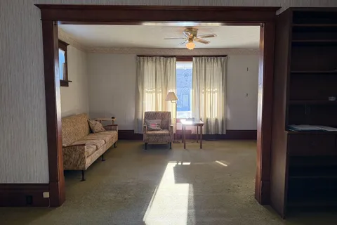 351 Queen Street, ON N0M 1H0