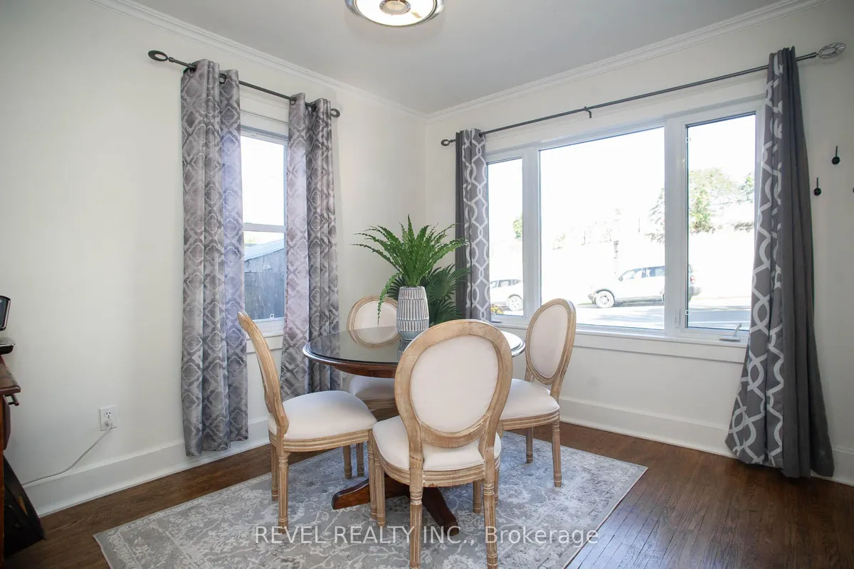 24 Avenue Road, ON N1R 1B7