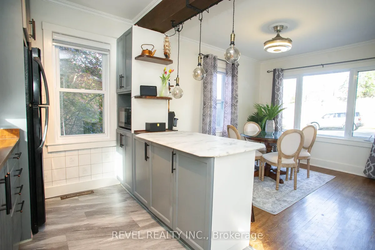 24 Avenue Road, ON N1R 1B7