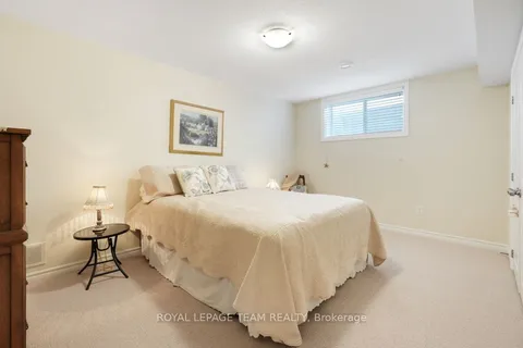 316 Serenade Crescent, ON K1X 0B8