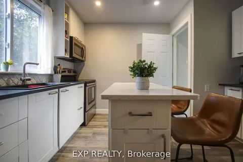 349 EUCLID Avenue, ON K9H 1M7