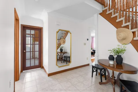 995 Auden Park Drive, ON K7M 7T0