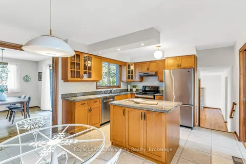 40 Keats Crescent, ON N1G 3B2