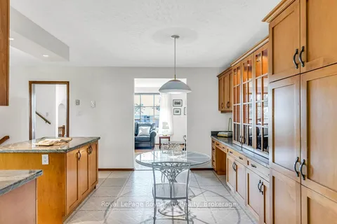 40 Keats Crescent, ON N1G 3B2