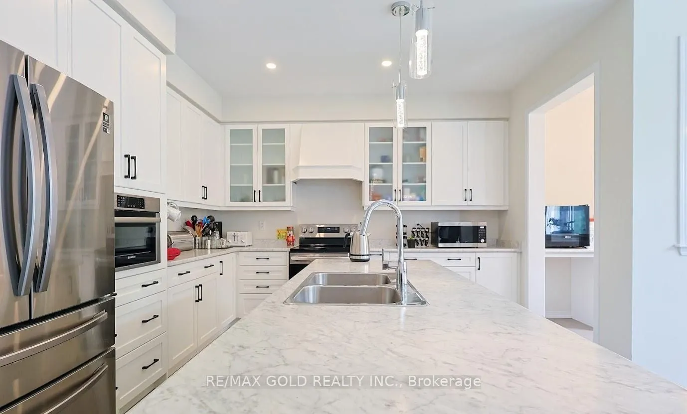 7892 Odell Crescent, ON L2H 3R6