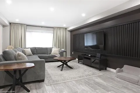 23 SCARLETWOOD Street, ON L8J 0K8