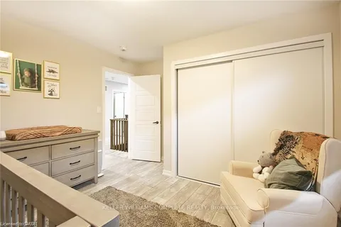 23 SCARLETWOOD Street, ON L8J 0K8