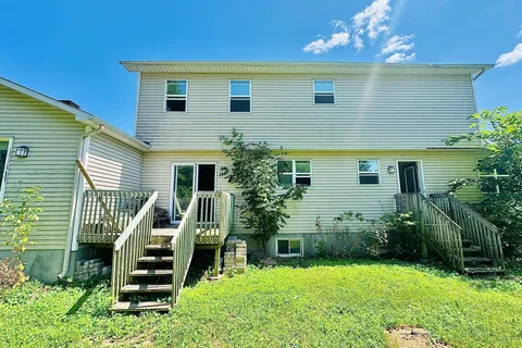 1569 Shauna Crescent, ON K4P 1M8